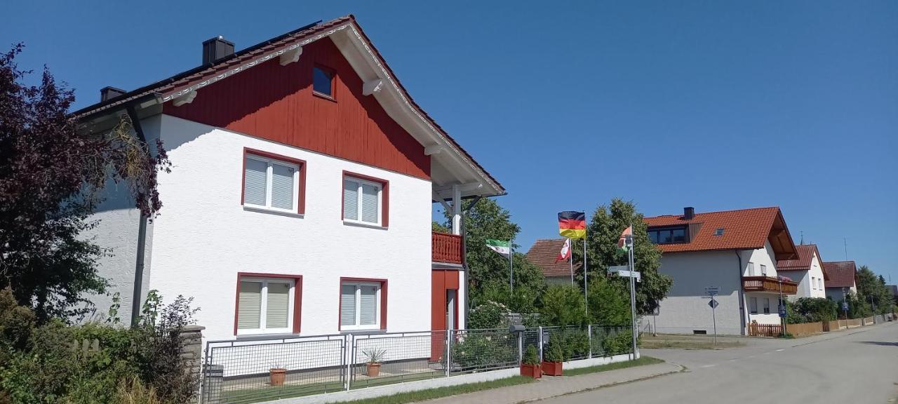 Gaestehaus Grenzenlos Aholfing ภายนอก รูปภาพ